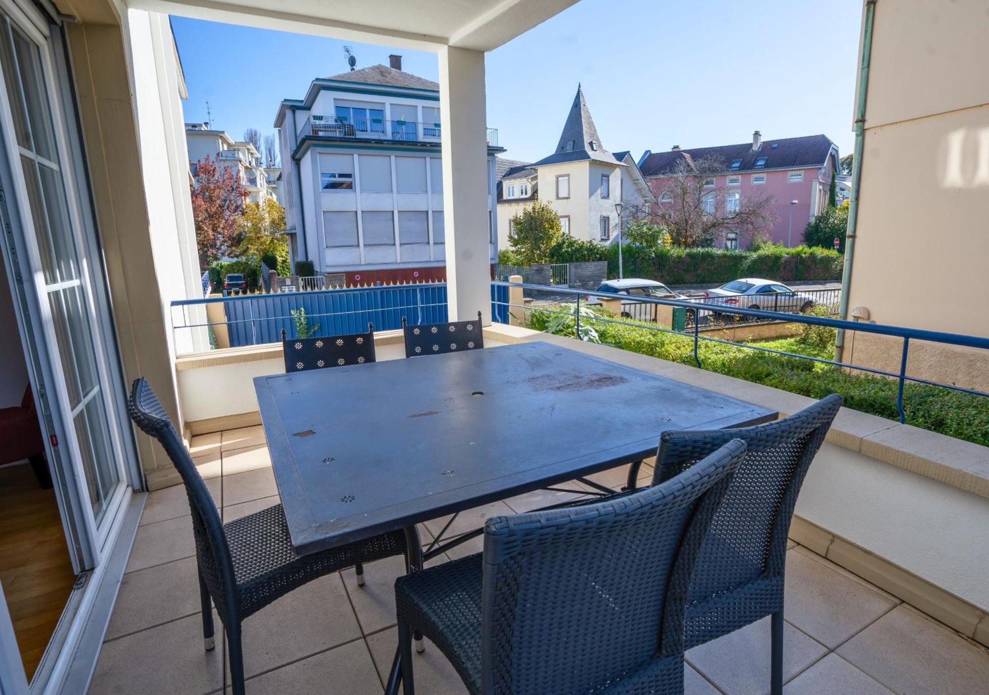Charmant Appartement Avec Terrasse Dans Villa Estrasburgo Exterior foto