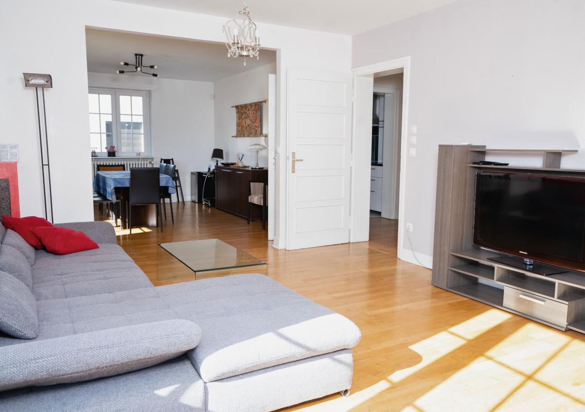 Charmant Appartement Avec Terrasse Dans Villa Estrasburgo Exterior foto